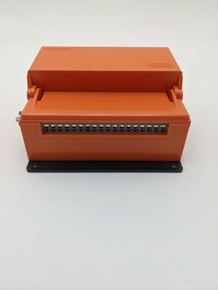 LGB 51750 G Scale Momentary Switch Control Box EX