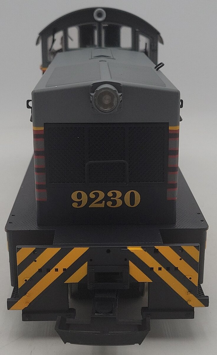 USA Trains 22011 G Burlington EMD NW-2 Calf Diesel Locomotive #9230 LN/Box