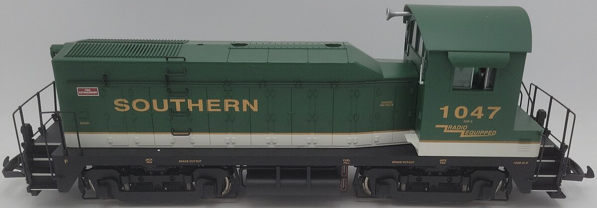 USA Trains 22029 G Scale Southern NW-2 Diesel Switcher #1047 EX/Box