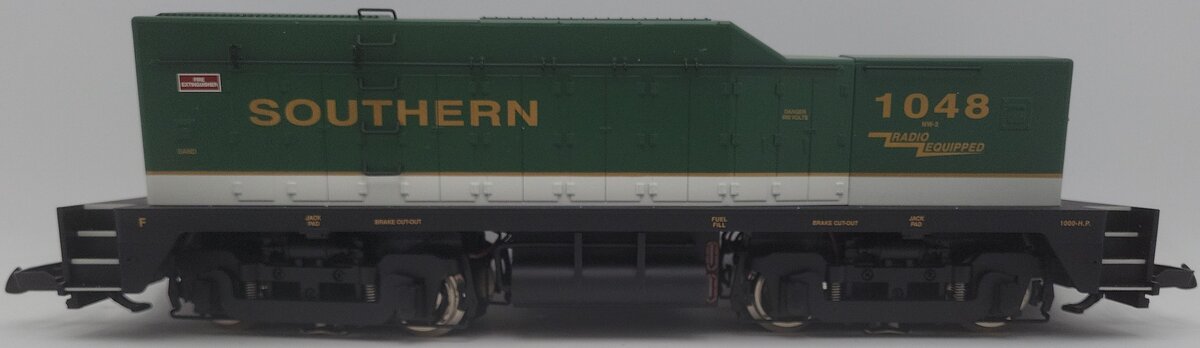 USA Trains R22030 G Scale Southern NW2 Calf Diesel Locomotive #1048 EX/Box