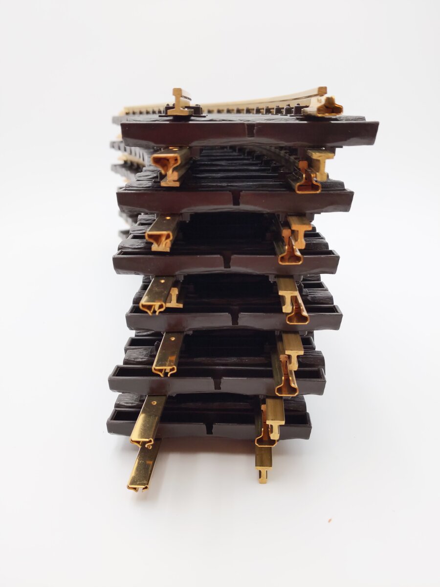 LGB 15000 G Scale Wide Radius Curved Track (Box of 12) EX/Box