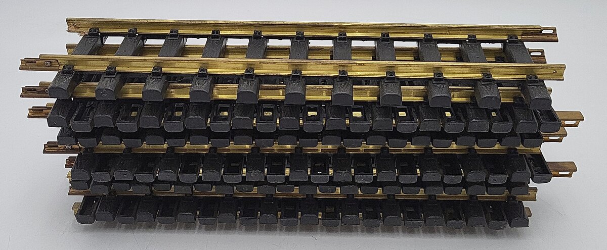 Aristo-Craft 11000 G Gauge Euro Style Brass 12" Straight Track (11) EX/Box