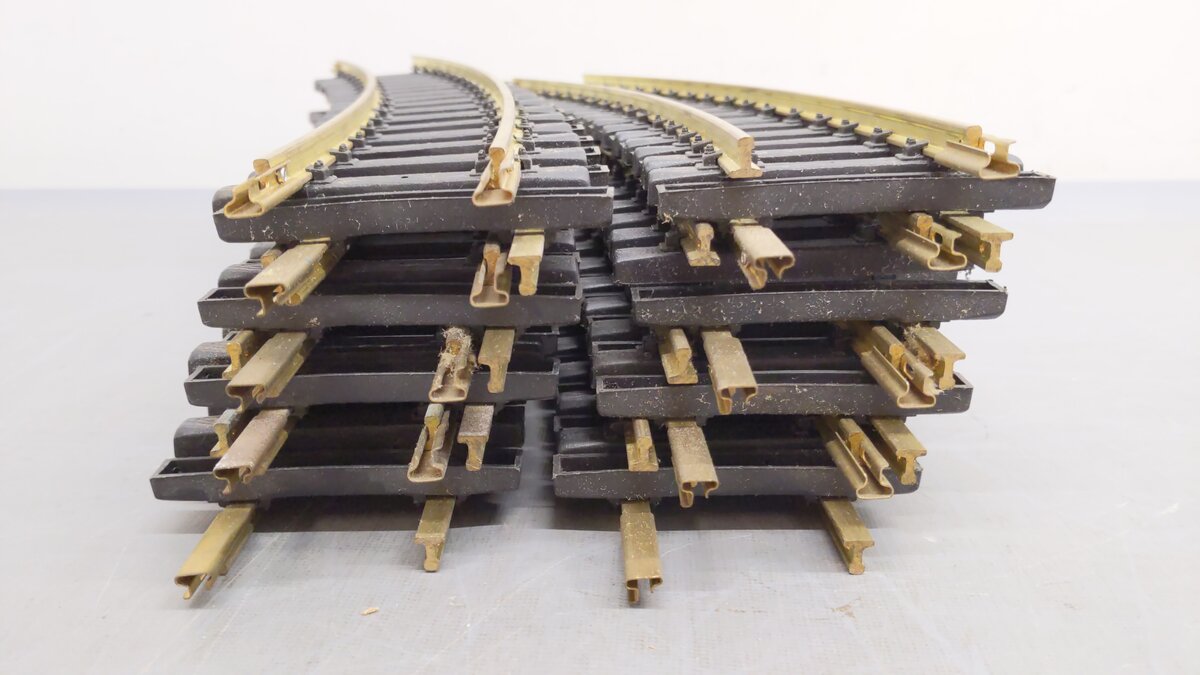 Aristo-Craft 11600 G Scale European Syle Brass 8' Diameter Curved Track (16) EX/Box