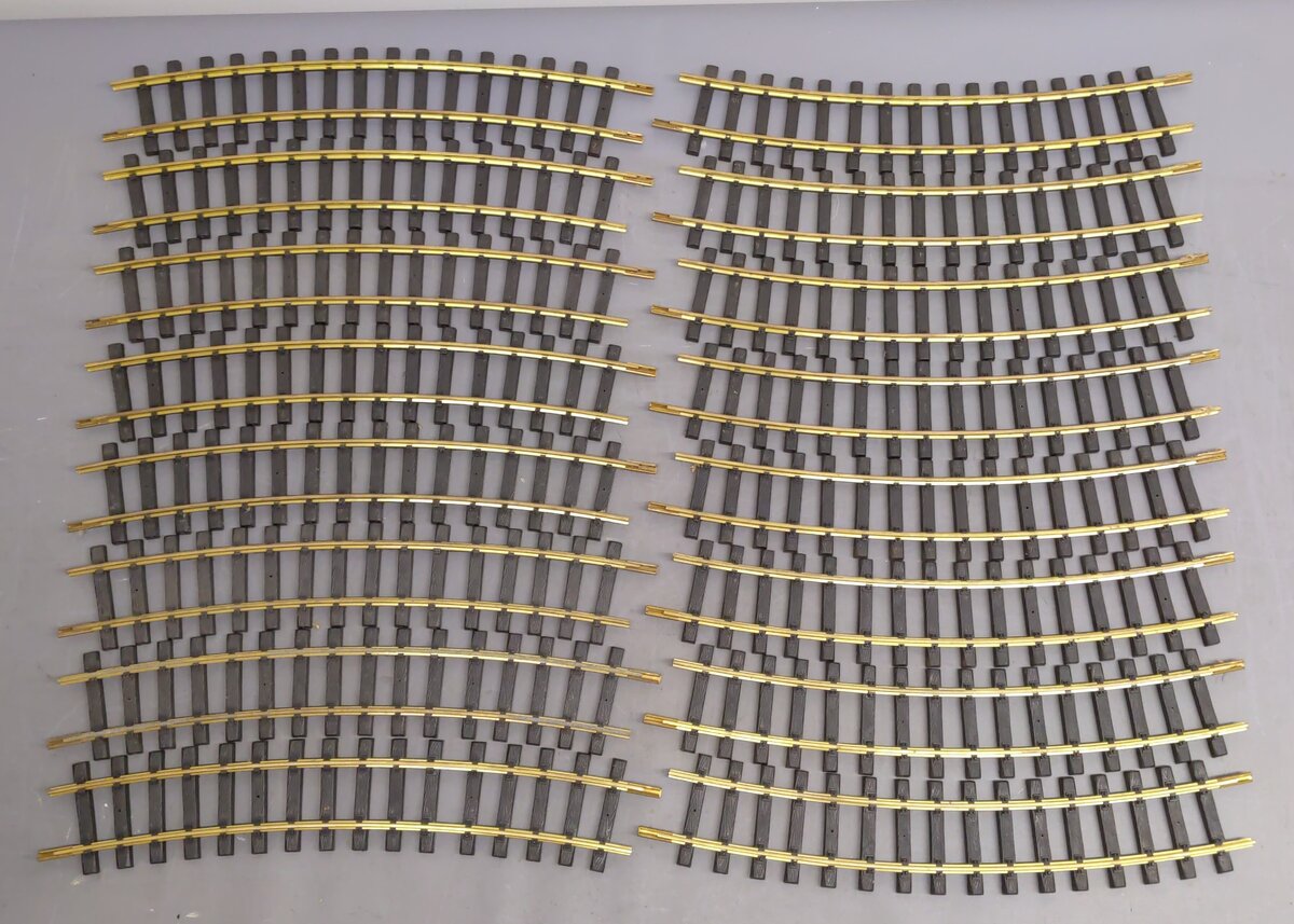 Aristo-Craft 11600 G Scale European Syle Brass 8' Diameter Curved Track (16) EX/Box
