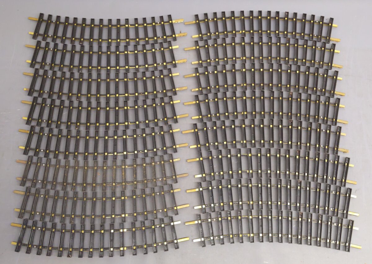 Aristo-Craft 11600 G Scale European Syle Brass 8' Diameter Curved Track (16) EX/Box