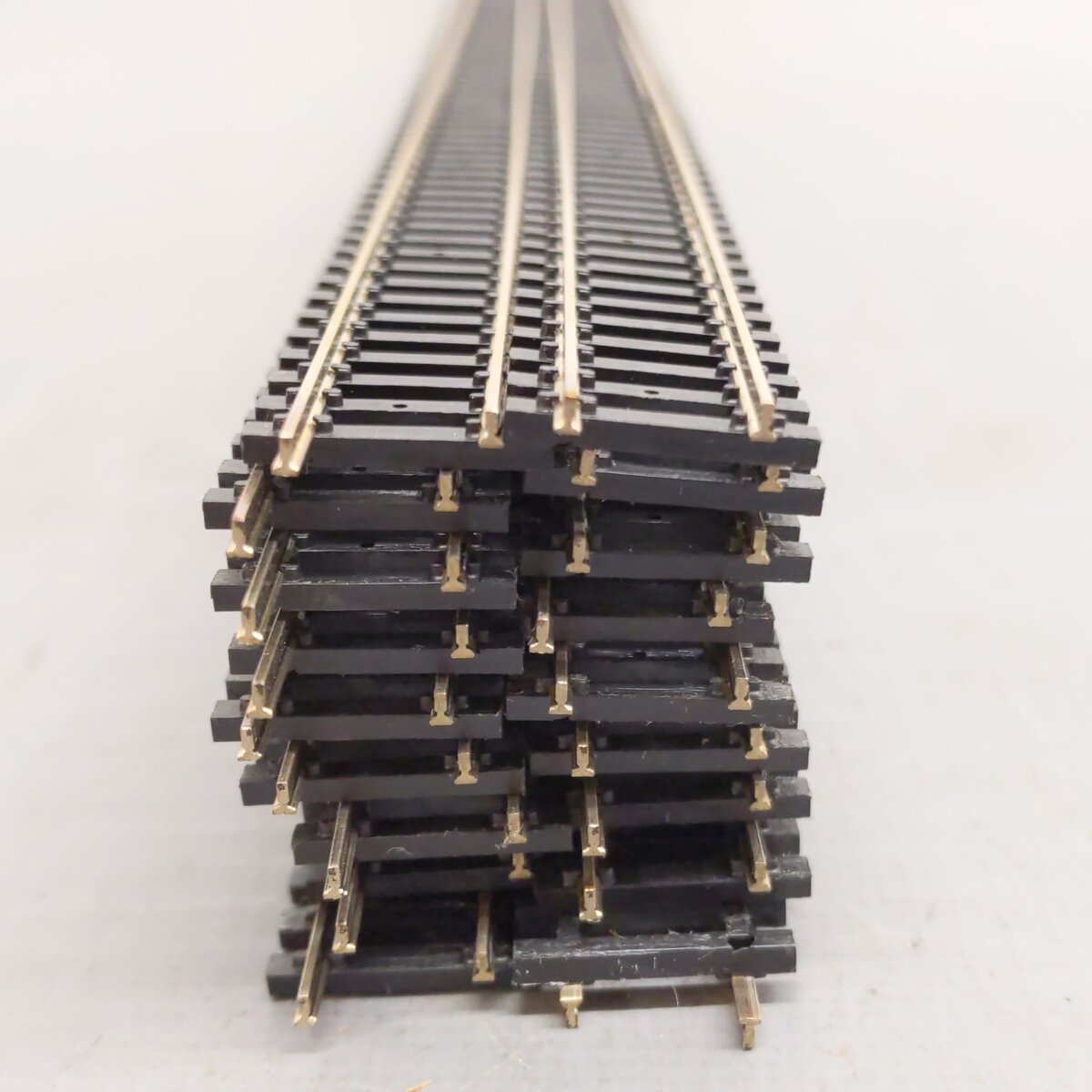 Atlas 2500 N Code 80 9.75" Radius Flex Tracks [18] LN