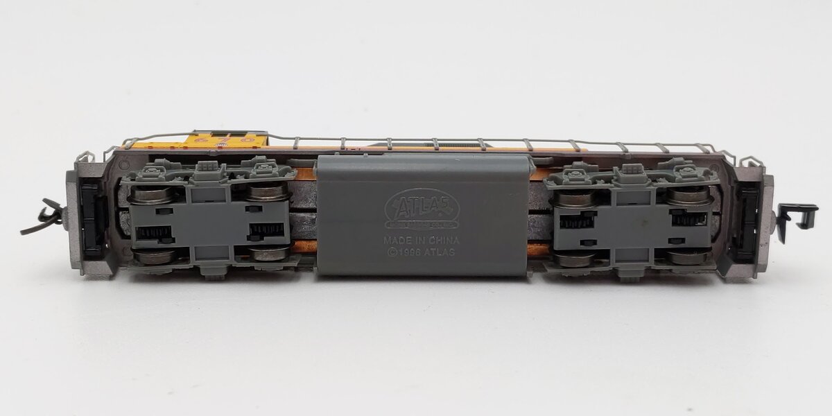 Atlas 48536 N Scale Union Pacific GP-40 Diesel Locomotive #670 LN/Box