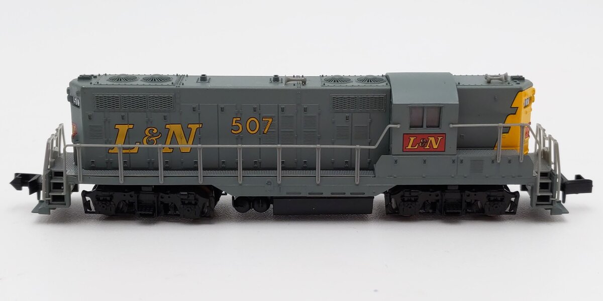 Atlas 48317 N Scale Louisville & Nashville GP-9 Ph. 2 Diesel Locomotive #507 EX/Box