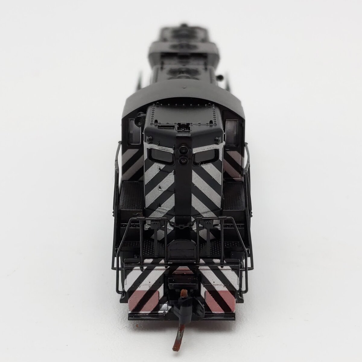 Atlas 48032 N Scale Santa Fe GP-7 Diesel Locomotive LN/Box