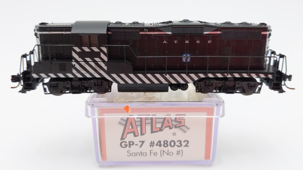 Atlas 48032 N Scale Santa Fe GP-7 Diesel Locomotive LN/Box