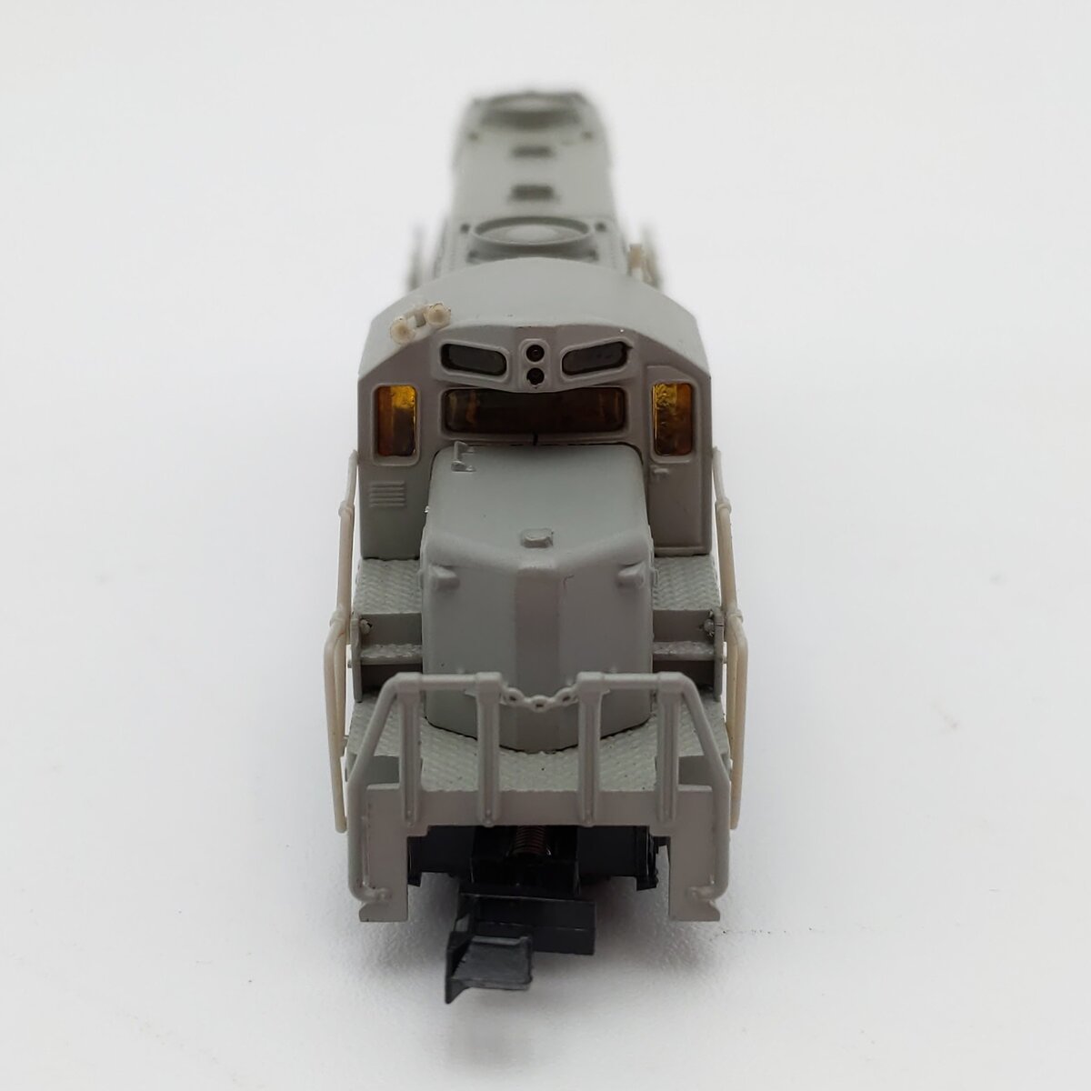 Life Like 7135 N Scale Undecorated GP18 Diesel Locomotive LN/Box