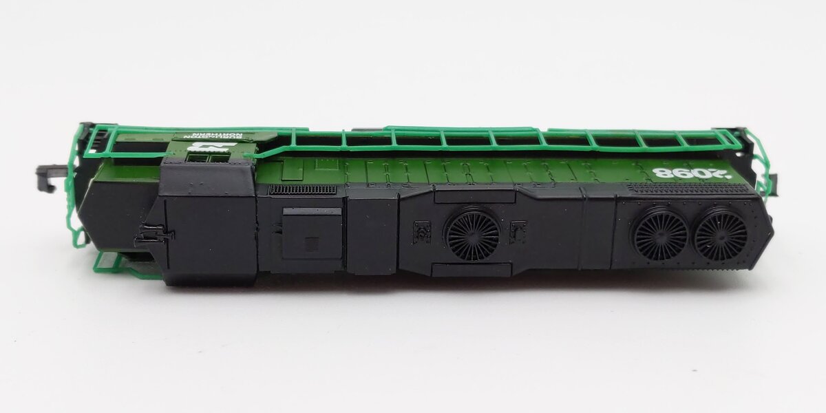 Life Like 7841 N Burlington Northern GP38 Diesel Locomotive #2098 EX/Box