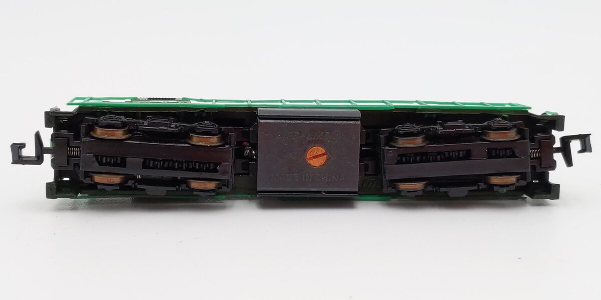 Life Like 7841 N Burlington Northern GP38 Diesel Locomotive #2098 EX/Box