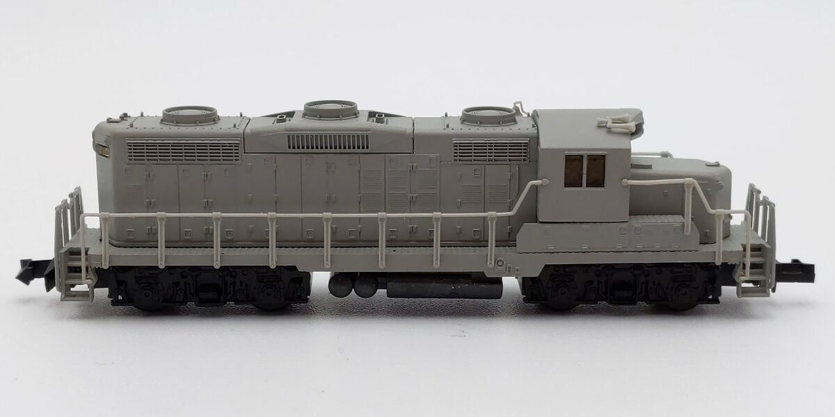 Life Like 7134 N Scale Undecorated GP18 Diesel Locomotive LN/Box