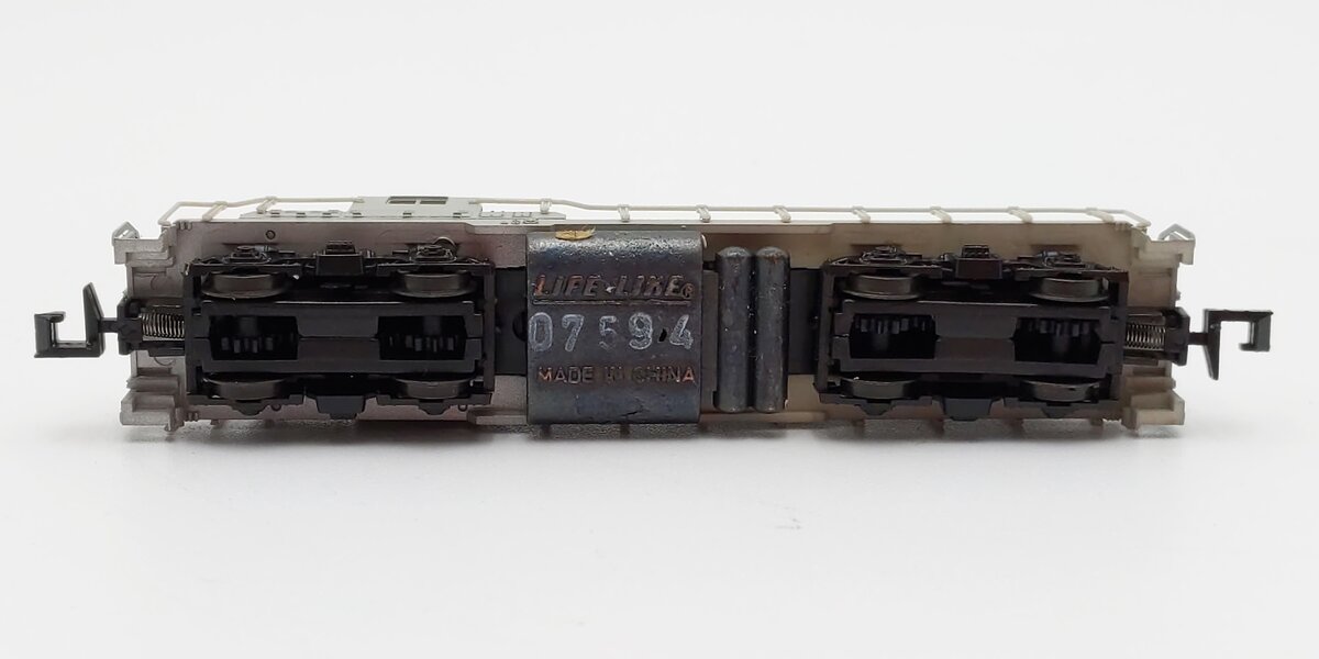 Life Like 7134 N Scale Undecorated GP18 Diesel Locomotive LN/Box