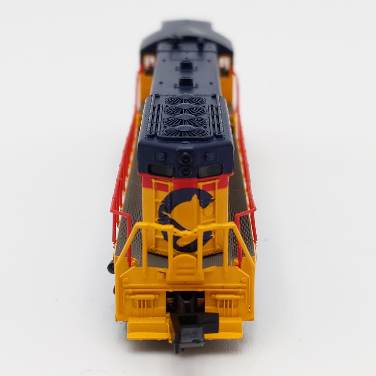 Life Like 7780 N Scale Chessie System SD-7 Powered Diesel Locomotive #1827 EX/Box