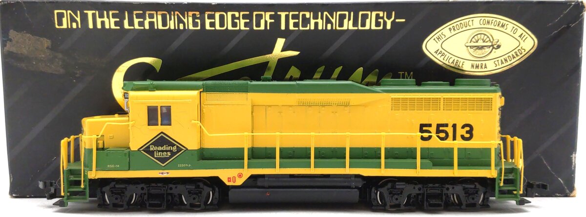 Bachmann 41-0822 HO Reading Lines GP-30 Diesel Locomotive #5513 EX/Box