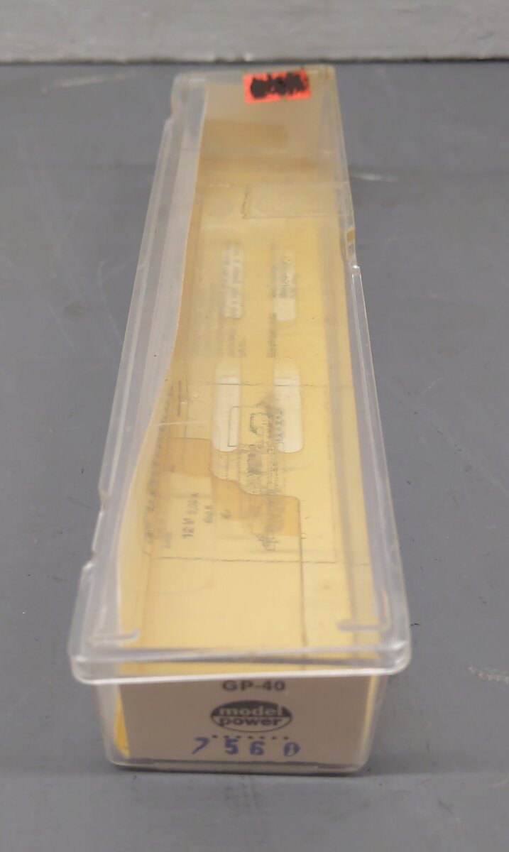 Model Power 7560 N Scale Santa Fe Diesel Locomotive #3779 LN/Box