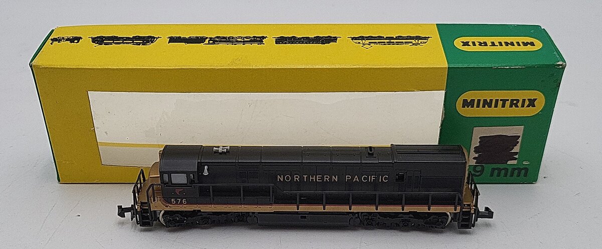 Trix 2005 N Scale Northern Pacific Diesel Locomotive #576 EX/Box
