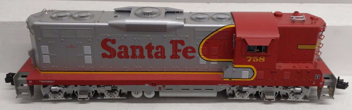 USA Trains R22107 G Scale Santa Fe EMD GP9 Diesel Locomotive #758 VG