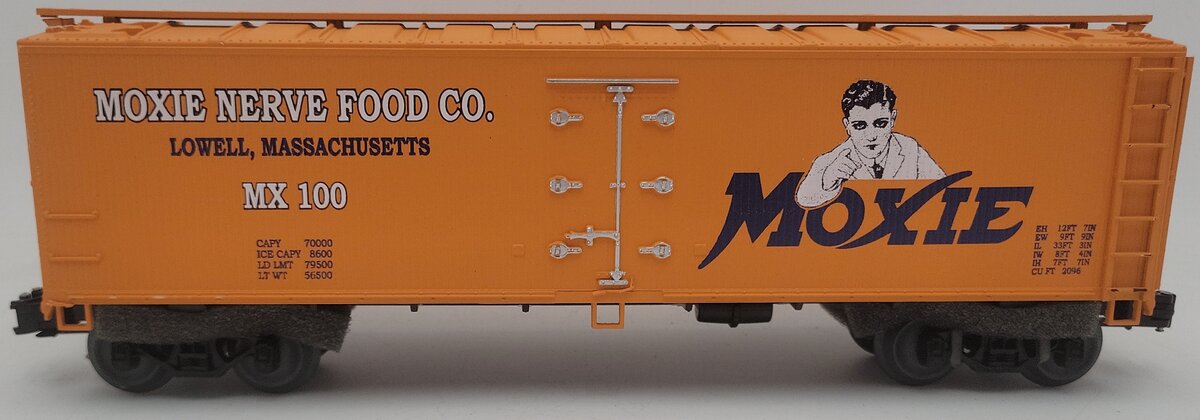 Weaver O Gauge Custom Painted MX 100 2004 Moxie Boxcar