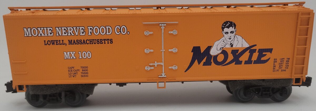 Weaver O Gauge Custom Painted MX 100 2004 Moxie Boxcar