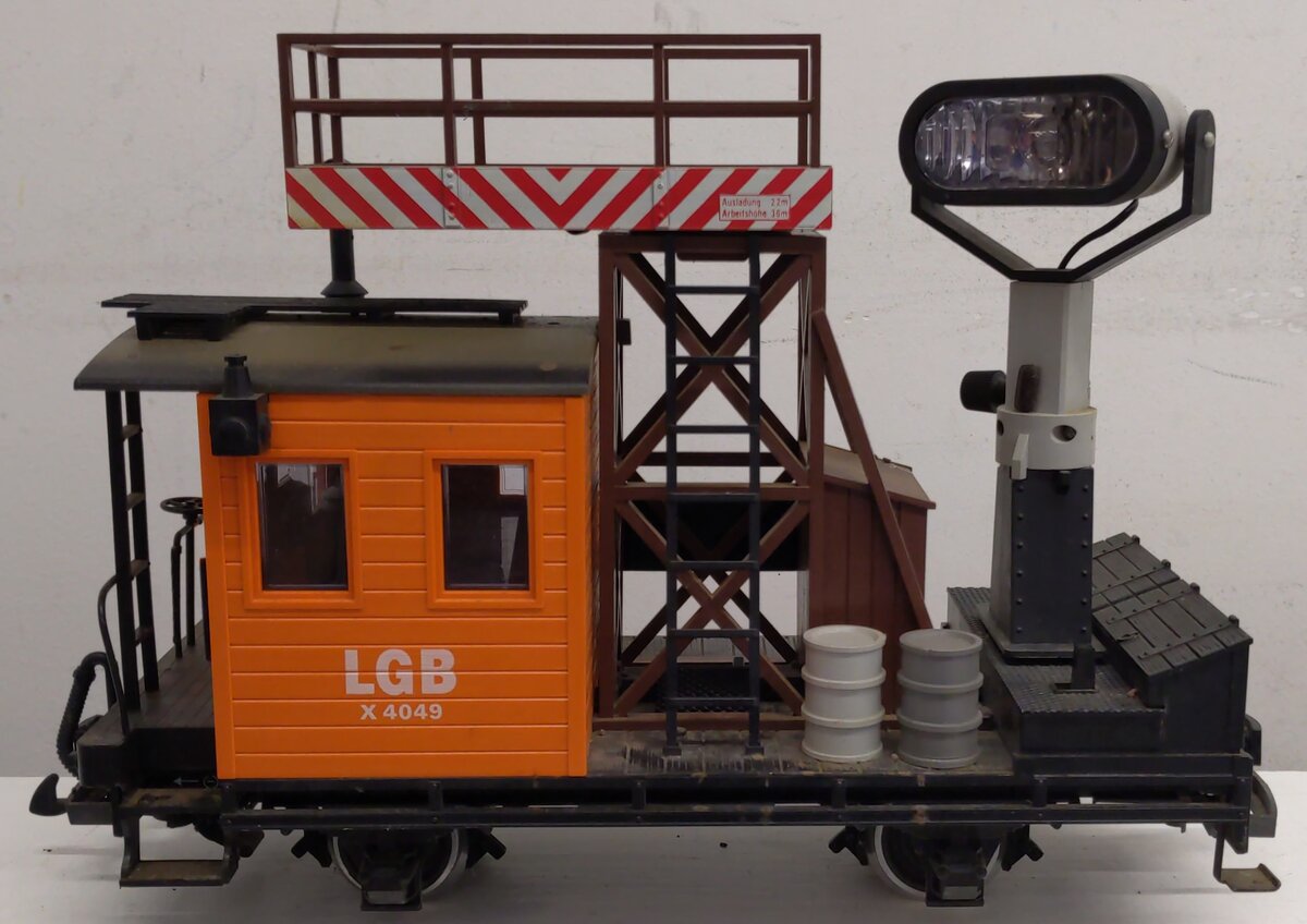 LGB 4049 G Scale Operating Searchlight Car w/ Metal Wheels VG