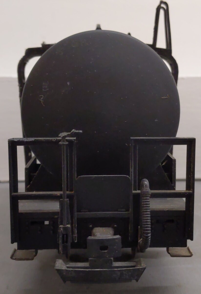LGB 4040B G Scale BP Single Dome Short Tank Car