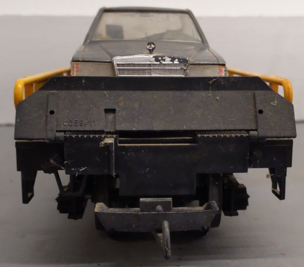 LGB 4059 G Scale Flatcar w/ 2 Mercedes Automobiles VG