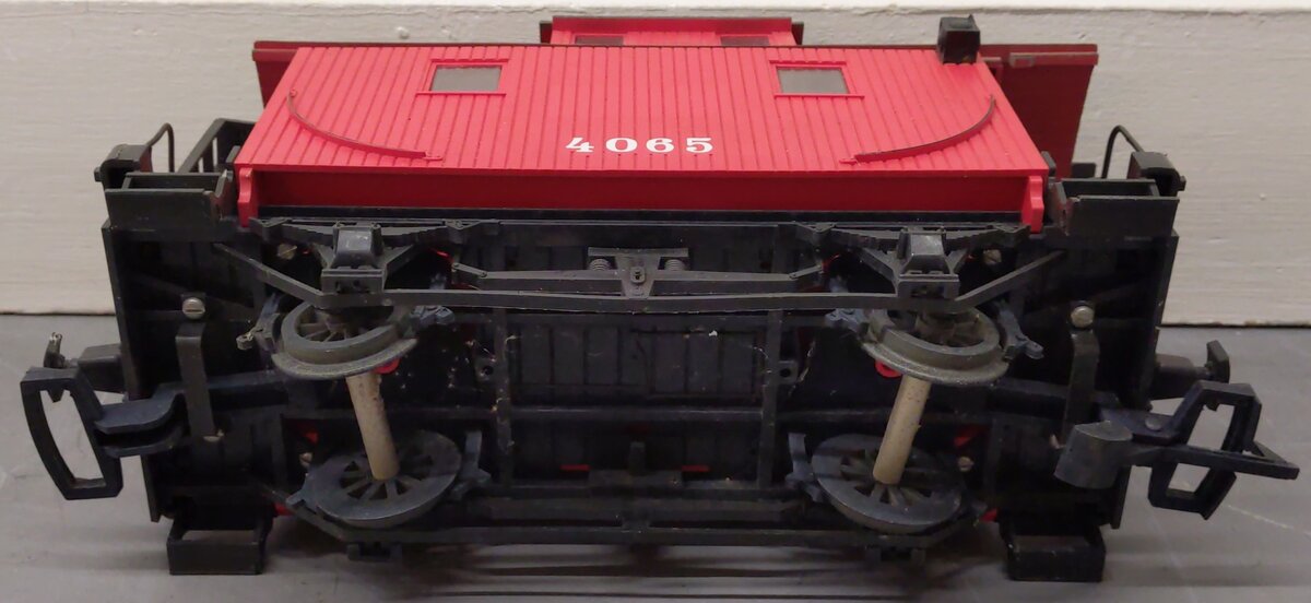 LGB 4065 G Scale Red Center Cupola Caboose VG