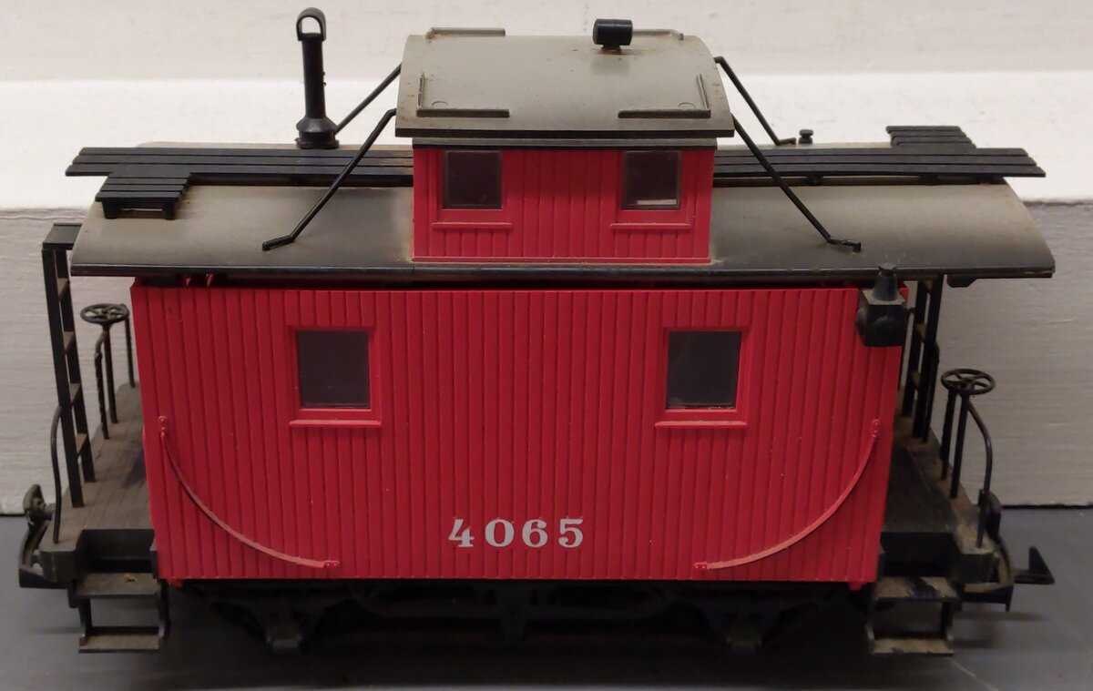 LGB 4065 G Scale Red Center Cupola Caboose VG