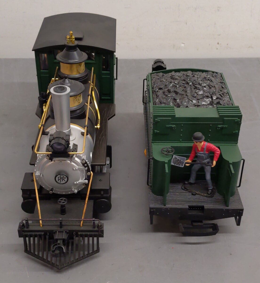 LGB 25182 Pennsylvania 2-6-0 Steam Locomotive and Tender EX/Box