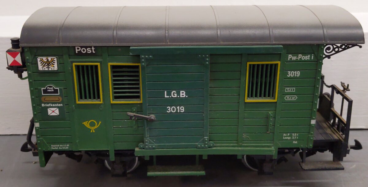 LGB 3019 G Scale Mail Post Car with Lights (Metal Wheels) EX
