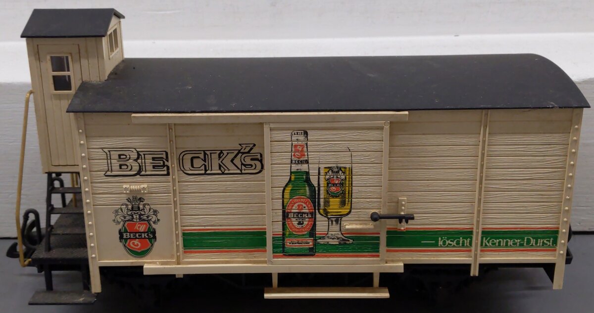 LGB 4026 G Scale Beck's Beer Boxcar VG