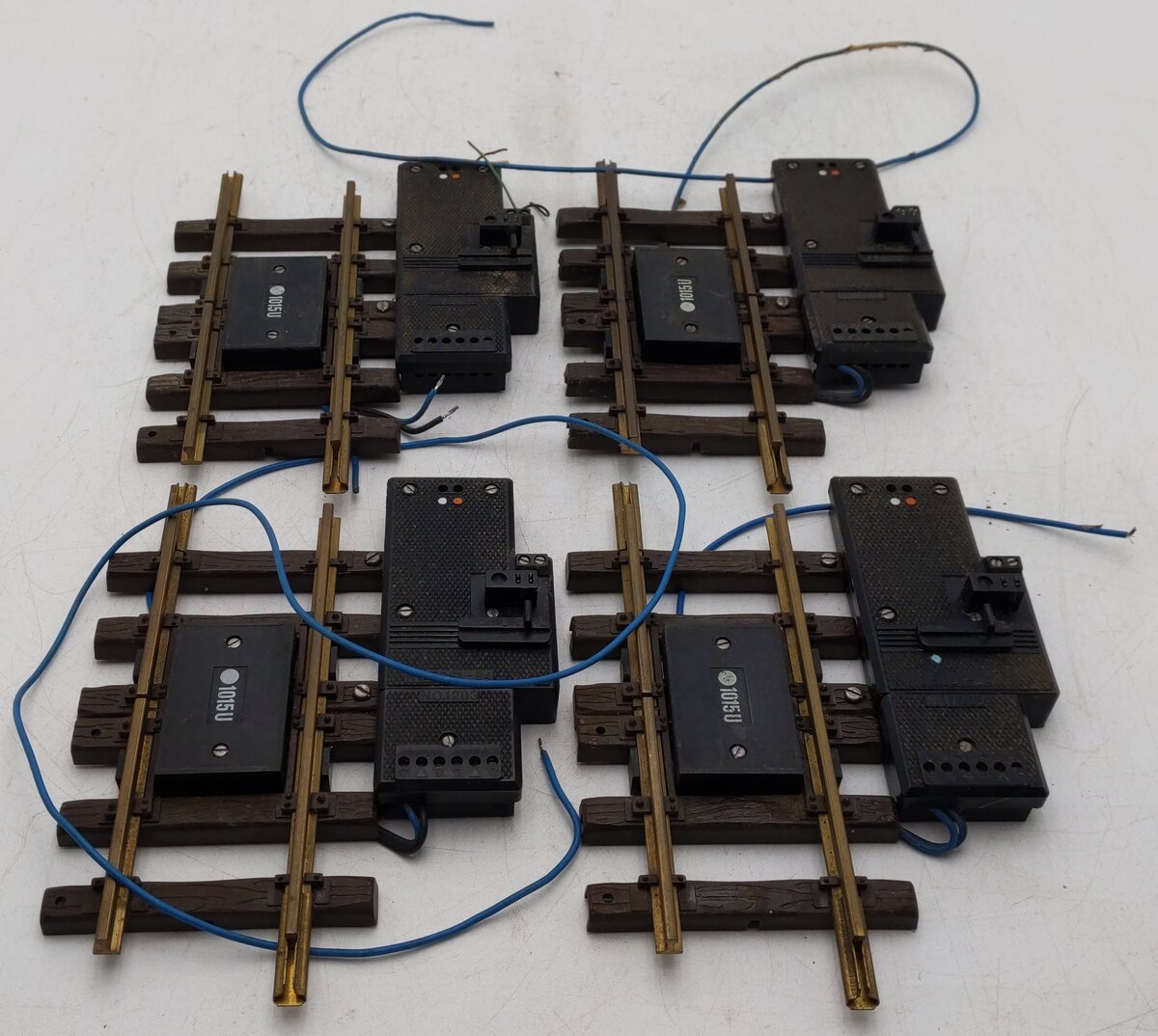 LGB 1015U G Scale 100MM Insulated Track Sections (4)
