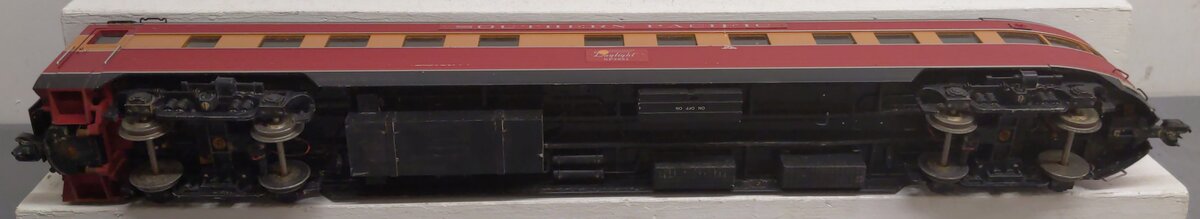 USA Trains 31090 G Scale Southern Pacific Daylight Observation Car #SP2951 VG