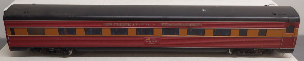 USA Trains 31092 G Southern Pacific Daylight Coach Car #SP2356 VG