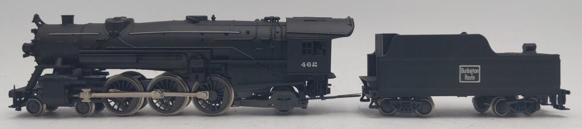 AHM 5088-E HO Scale Burlington Route 4-6-2 Steam Locomotive & Tender #462 EX/Box