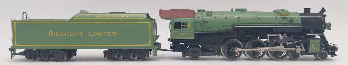 AHM 5087-E HO Scale 4-6-2 Southern Crescent Limited Steam Locomotive and Tender  EX