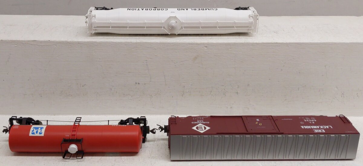 Atlus HO Scale Assorted Freight Cars 1652-2, 1732-1, 1557-4 [3] EX/Box