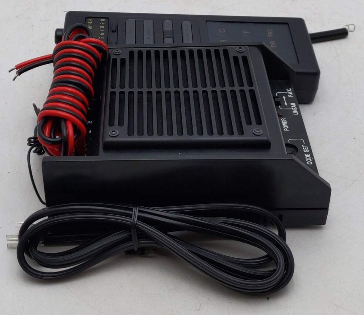 Crest CRE-55470 10 Channel Train Engineer Walk-Around Control System EX/Box