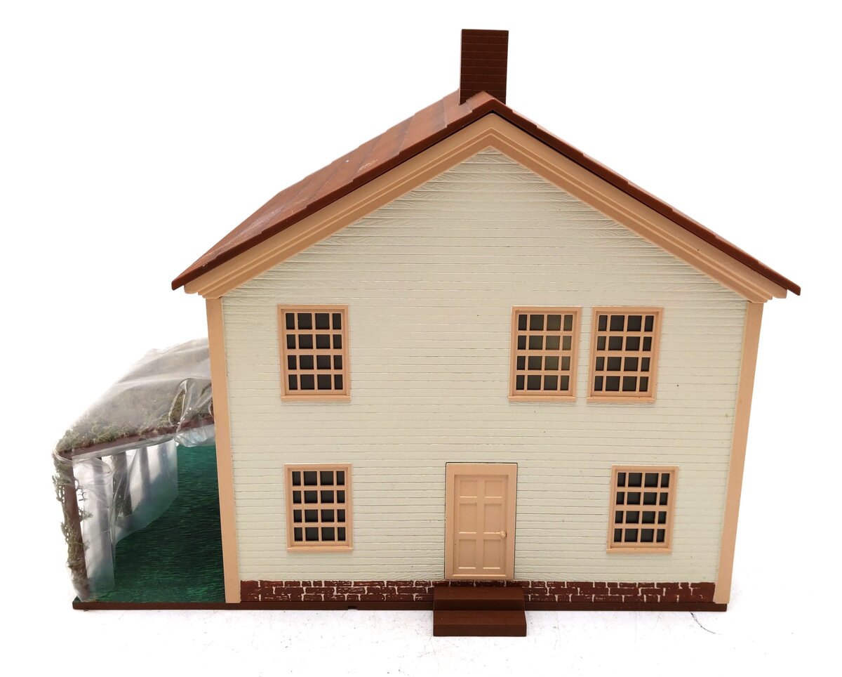 Lionel 6-24140 O Gauge Animated Charles Bowdish Homestead EX