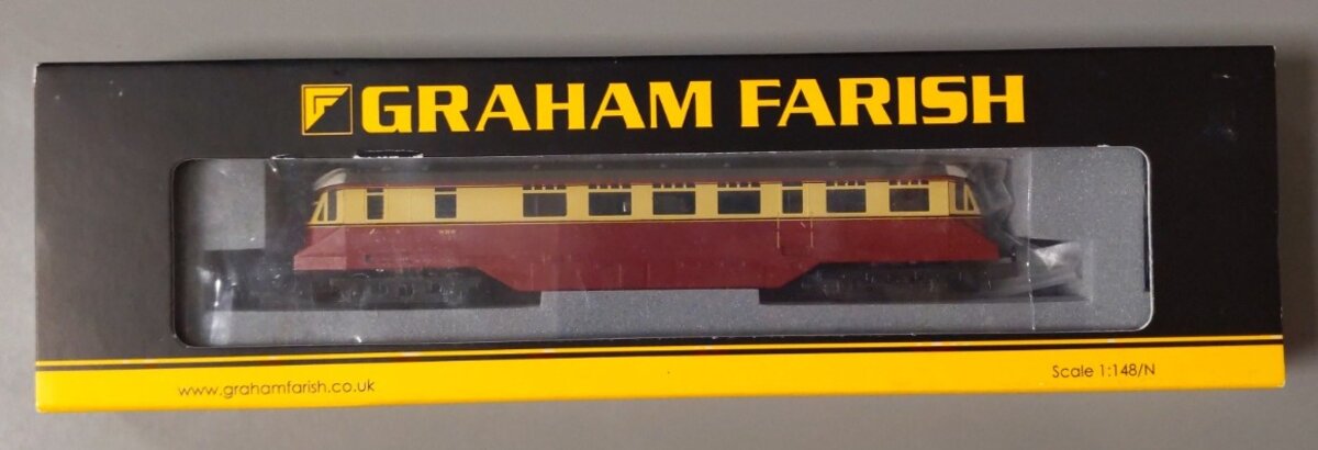 Graham Farish 371-627A N Scale British Railway WR Railcar Diesel Locomotive#W20W LN/Box