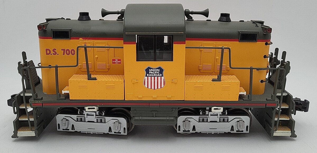 Aristo-Craft ART-22603 G Union Pacific Central Cab Industrial Switcher #700 EX/Box