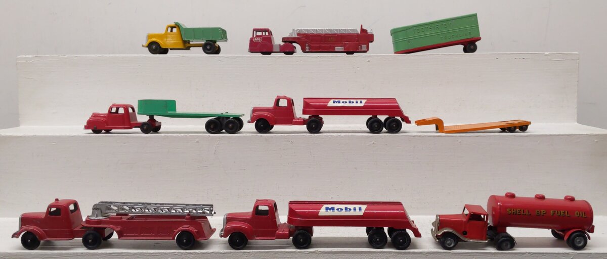 Tootsietoy, Triang & MidgeToy Die-Cast Trucks & Trailers [9] EX