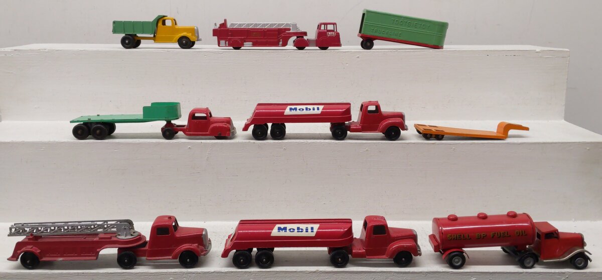 Tootsietoy, Triang & MidgeToy Die-Cast Trucks & Trailers [9] EX