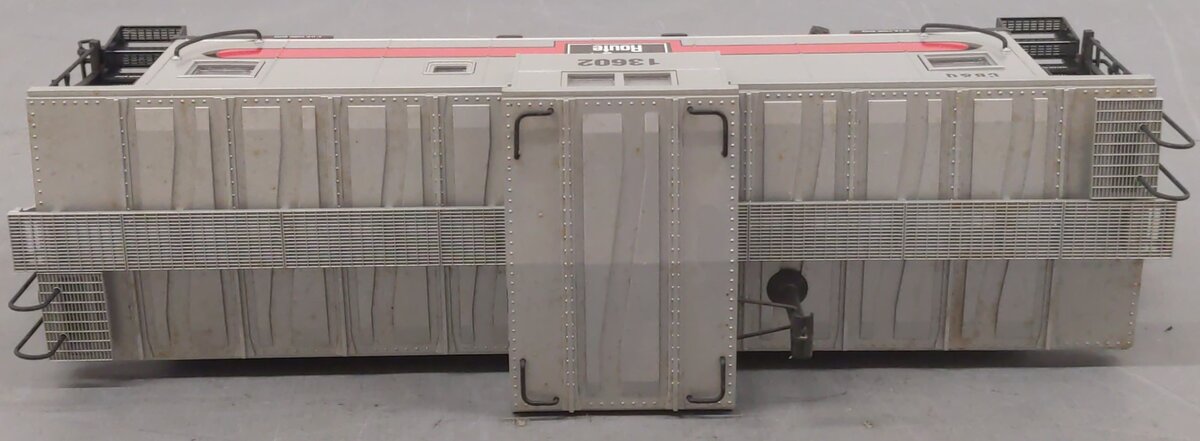 USA Trains 12104 Burlington Extended Vision Caboose #13602 (Metal Wheels)