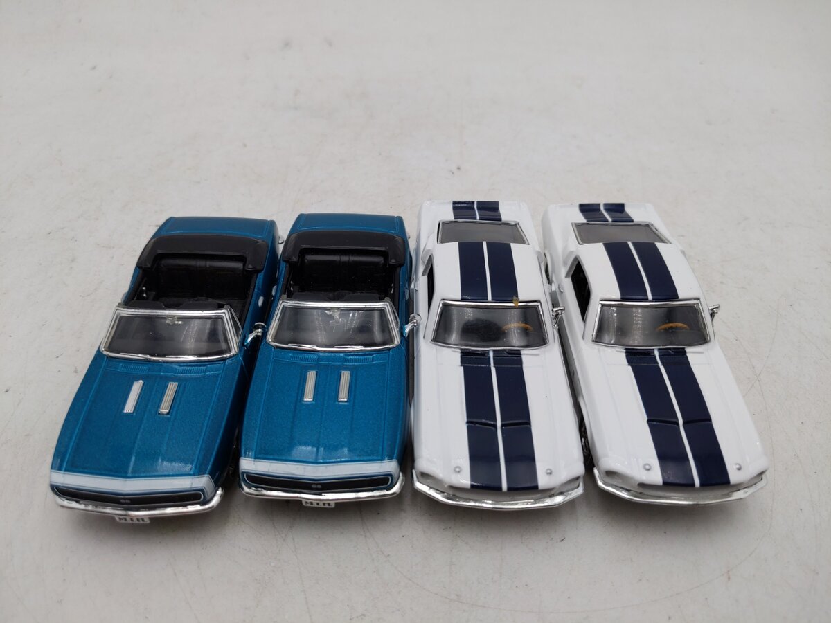 Ertl 1:43 Scale Assorted Cars [4] EX