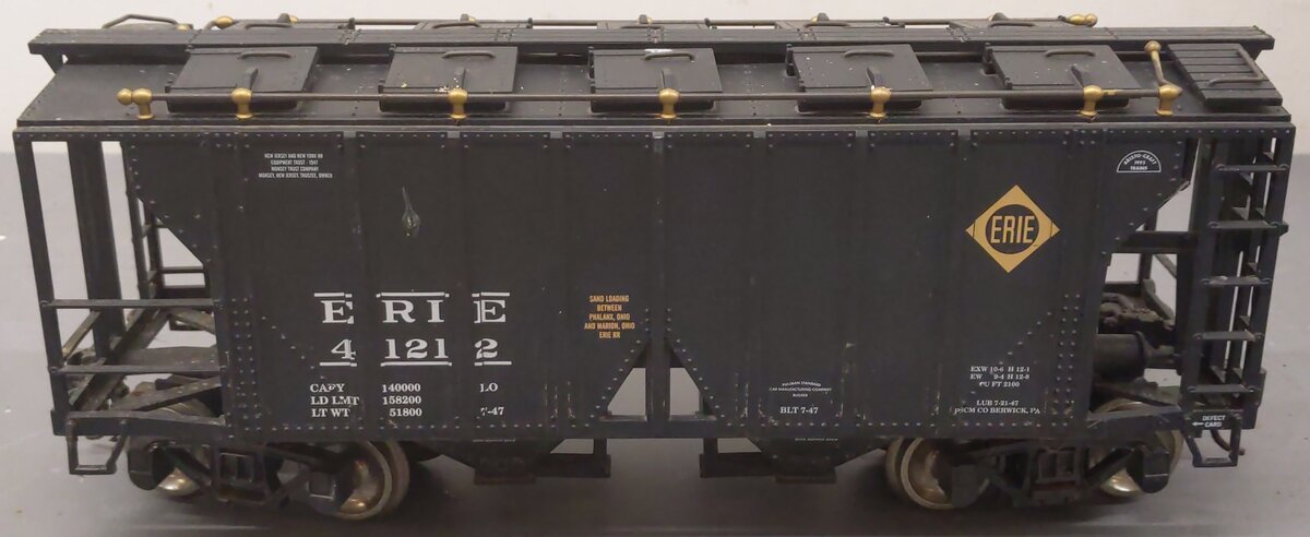 Aristo-Craft 41212 G Gauge Erie 2 Bay Covered Hopper #41212