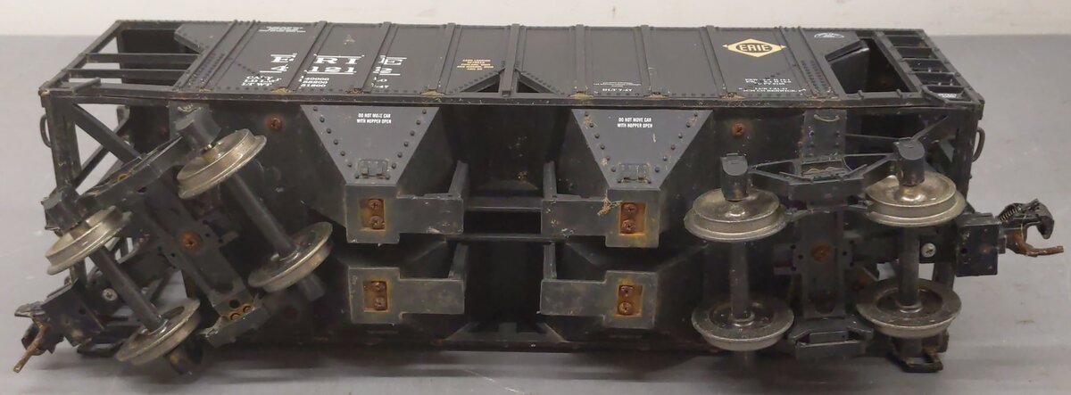 Aristo-Craft 41212 G Gauge Erie 2 Bay Covered Hopper #41212